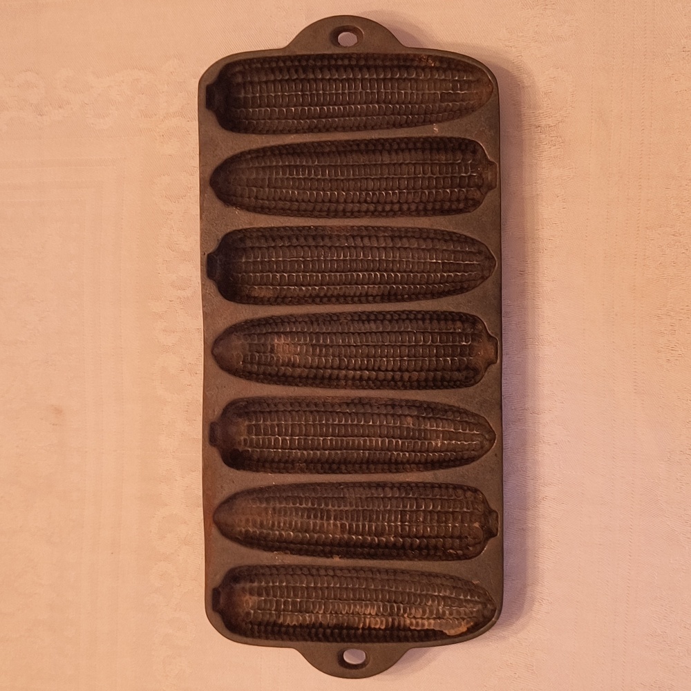 Vintage Cast Iron Cornbread Pan